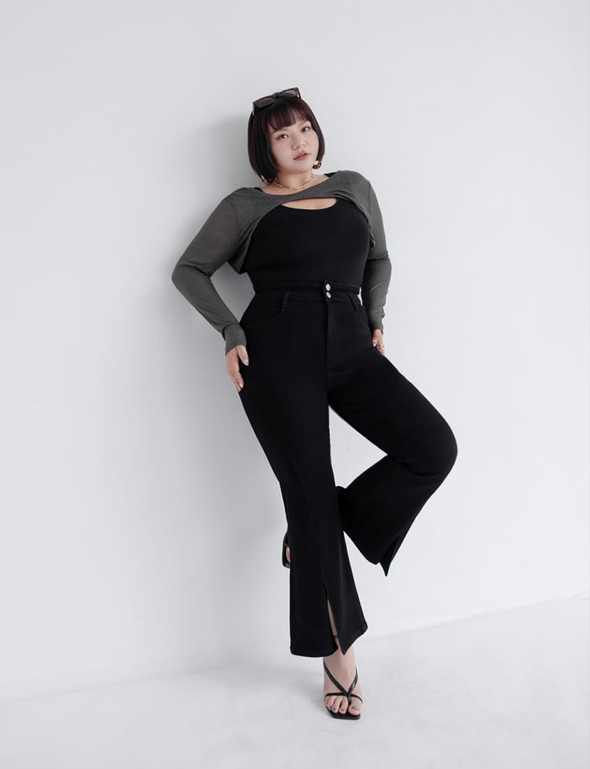 MUA! Snatched Waist Slim Fit Front Slit Plus Size Flare Jeans
