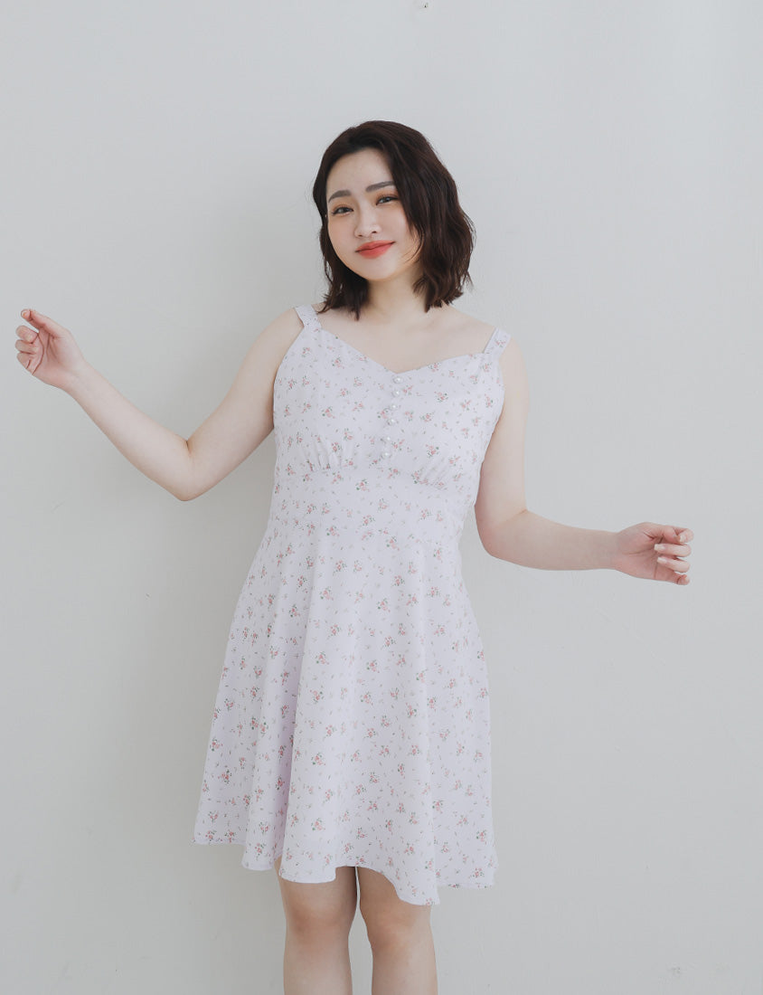 Adjustable Pearl Button Floral Plus-Size Mini Dress