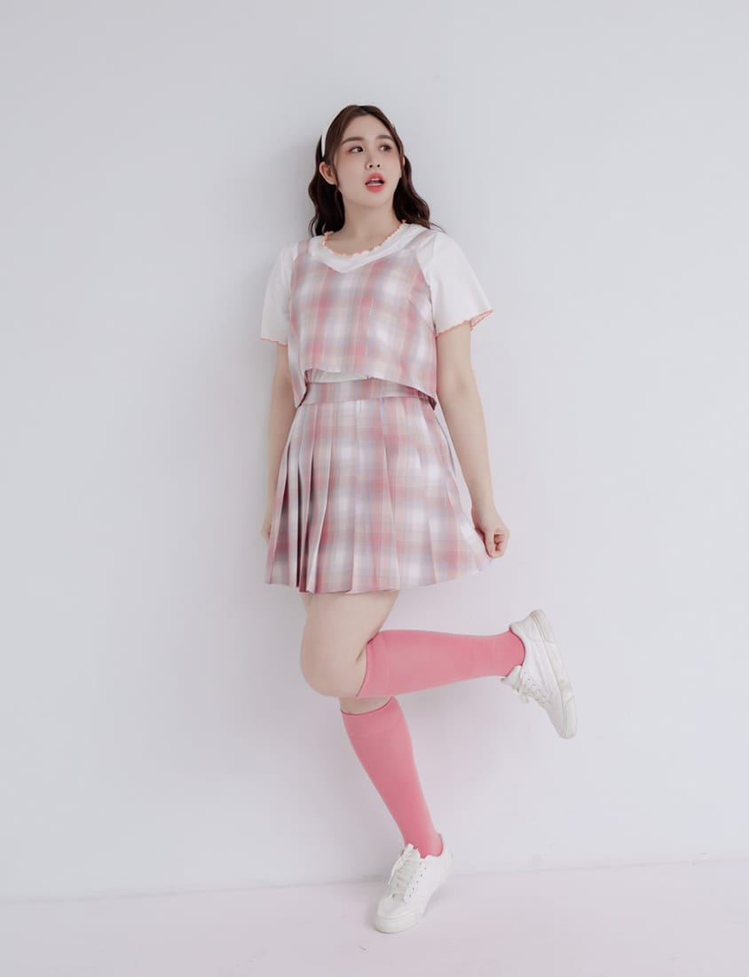Korean Preppy Elastic Back Plaid Pleated Plus Size Mini Skirt (With Shorts)