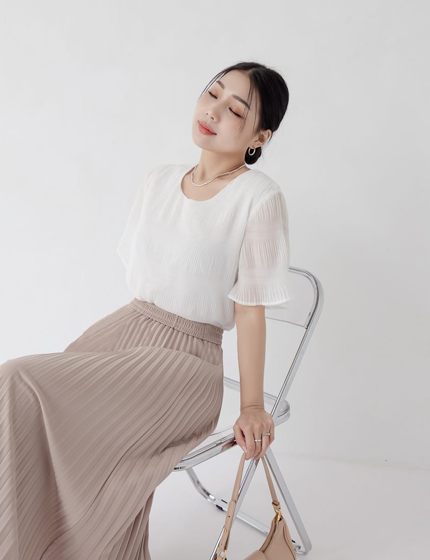 MISS. Korean Style Crinkled Plus Size Chiffon Top