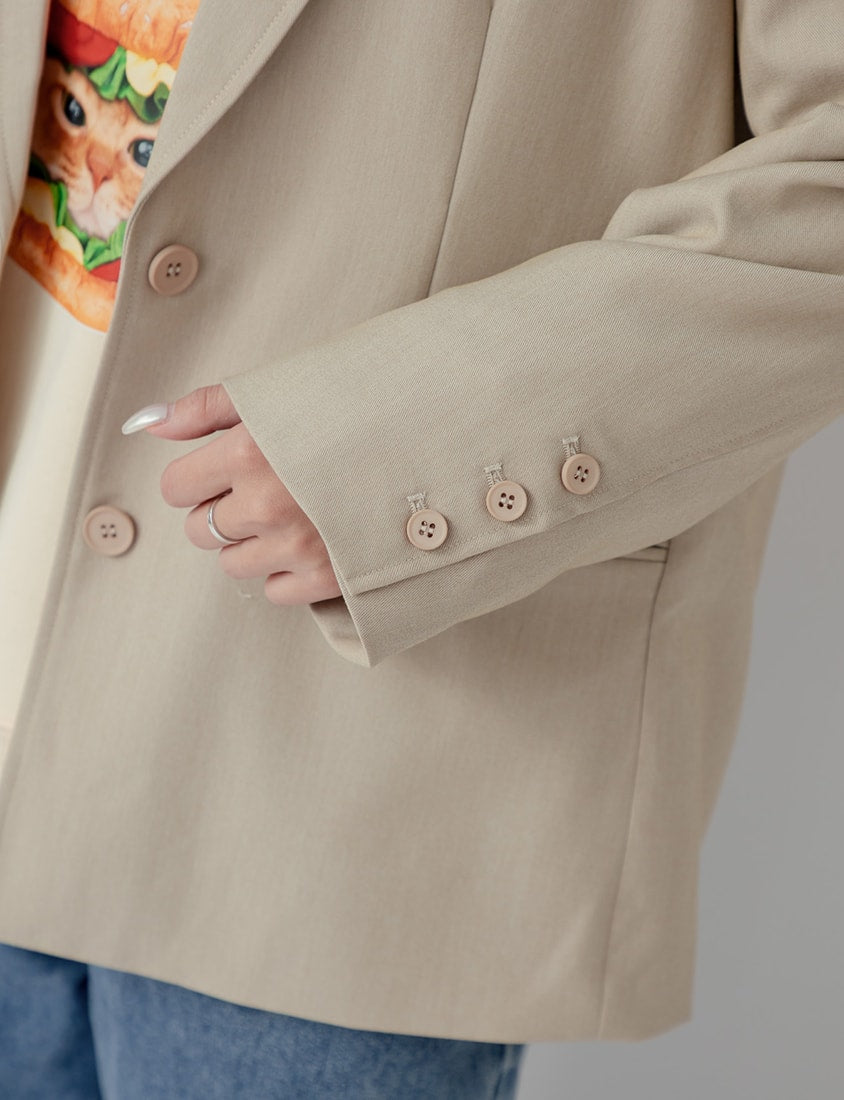 Minimal Versatile Plus Size Tailored Blazer