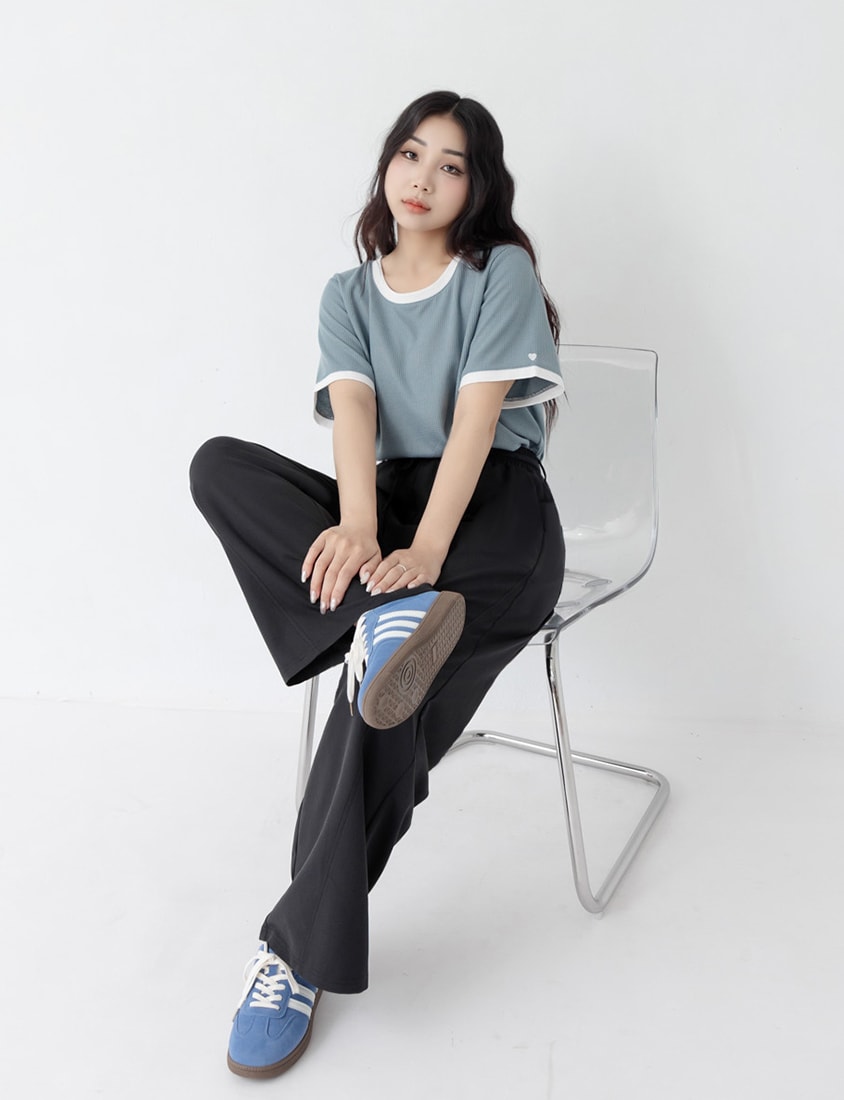 Colorblock Waffle Heart Embroidery Plus Size Top