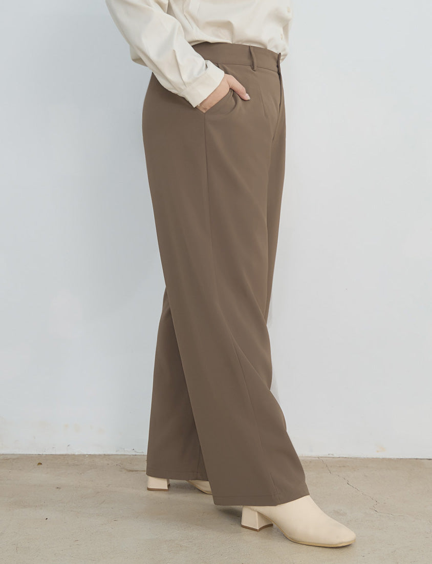 MISS. Apple-Shaped Friendly! Perfect Fit Wrinkle Resistant Straight Cut Trousers