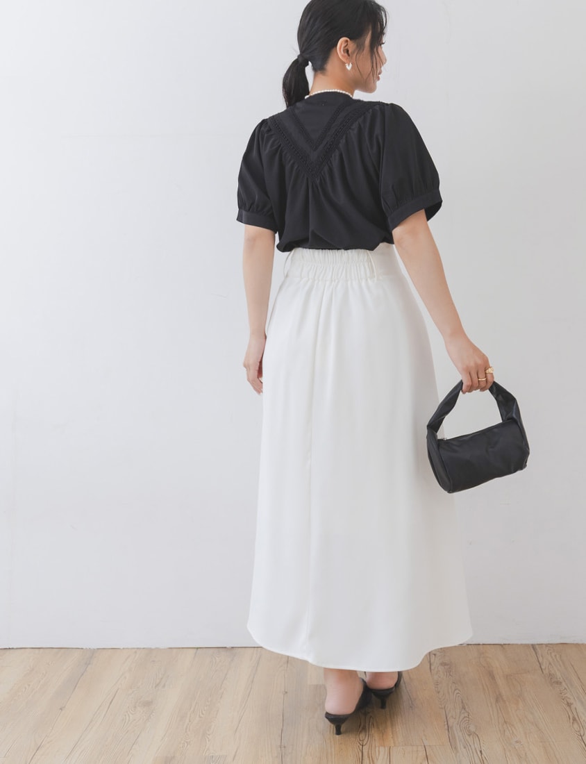 MISS. V-Neck Lace Embroidered Plus Size Puff Sleeve Top