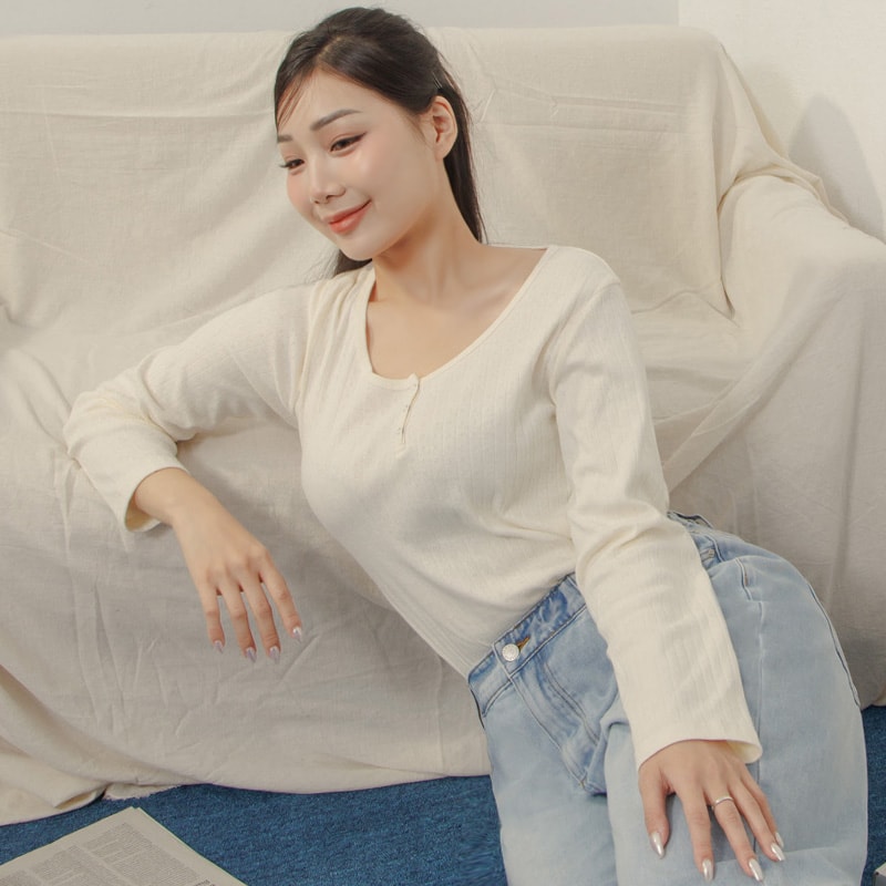 Jacquard Ribbed Button-Front Plus Size Crewneck Top