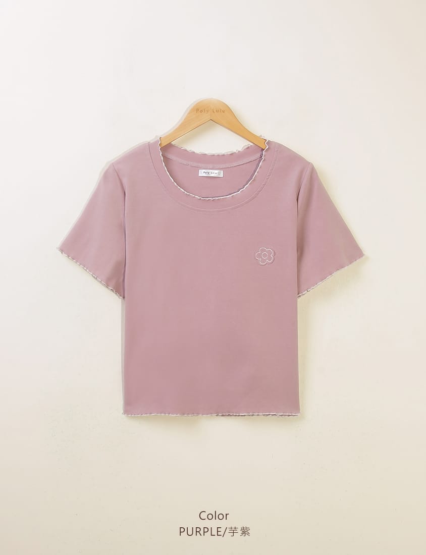 Cute Floral Applique Wavy Edge Plus Size Tee