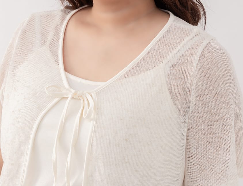 Two-Piece Snowflake Tie-Front Lightweight Plus Size Knit Top (With Vest)