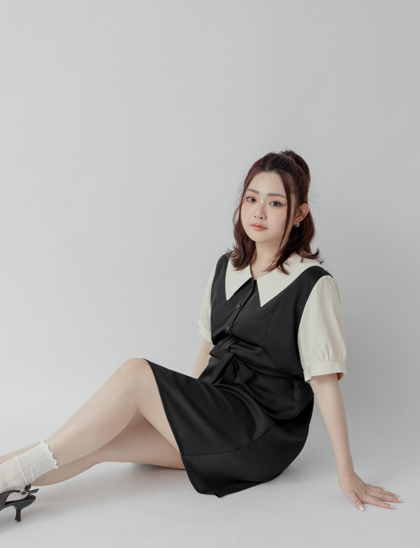 Layered-Look Contrast Collar Plus Size Mini Dress (with Belt)