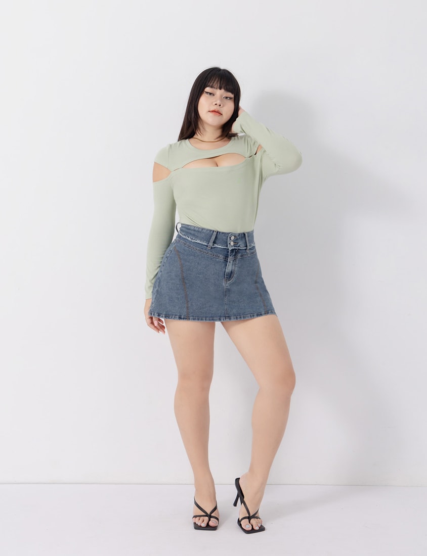 MUA! Cut-Out Plus Size Ribbed Top