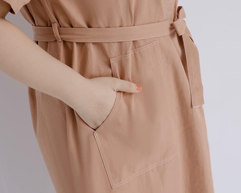 Color-Block Stitching Collar Twill Plus Size Maxi Dress (with Waist Tie)
