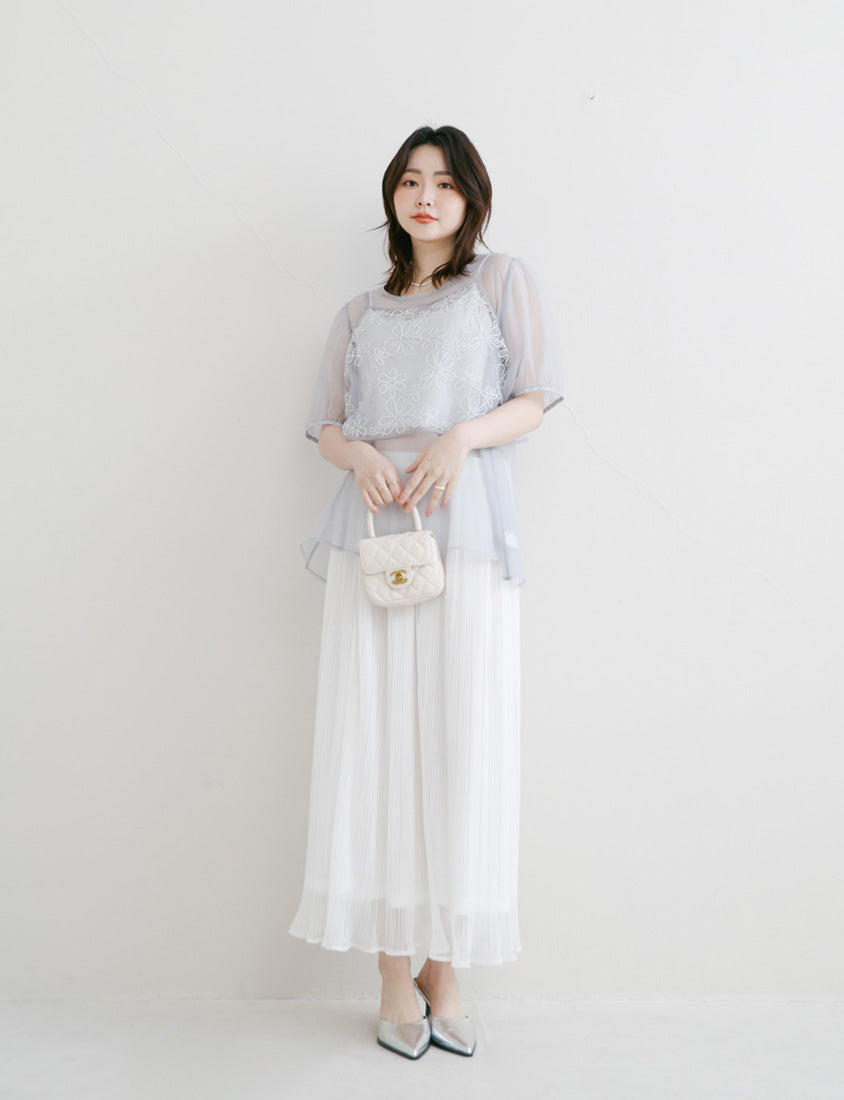 MISS. Sheer Textured Round Neck Puff-Sleeve Plus Size Blouse