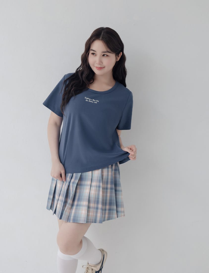Mei-Mei Charity Slogan Plus Size Embroidered Tee