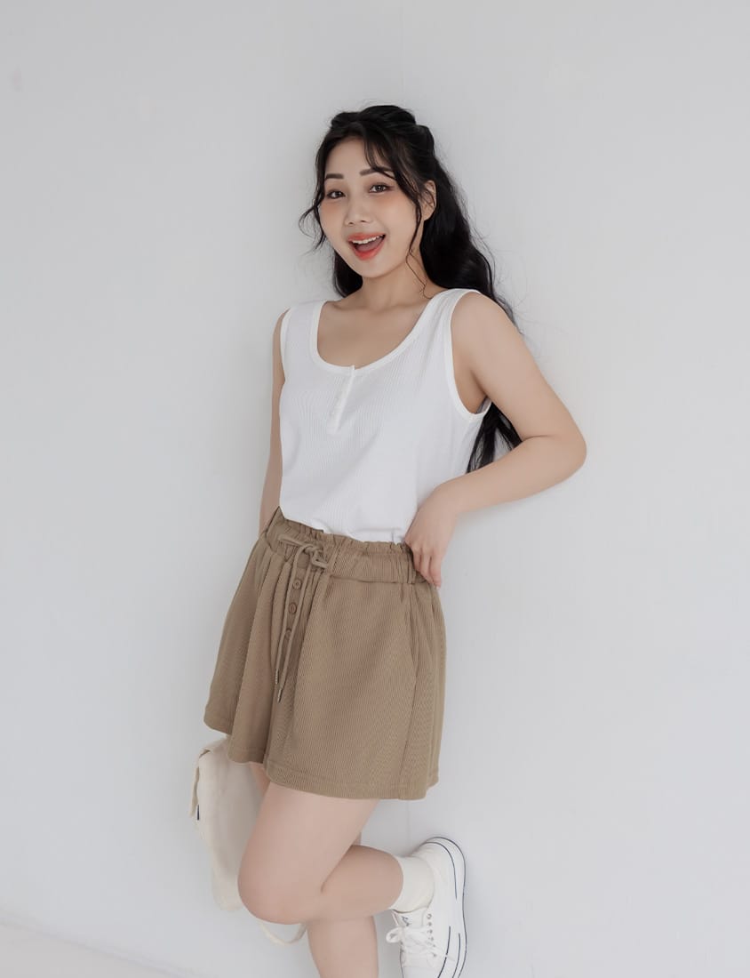 Basic U-Neck Ribbed Button Plus Size Tank Top