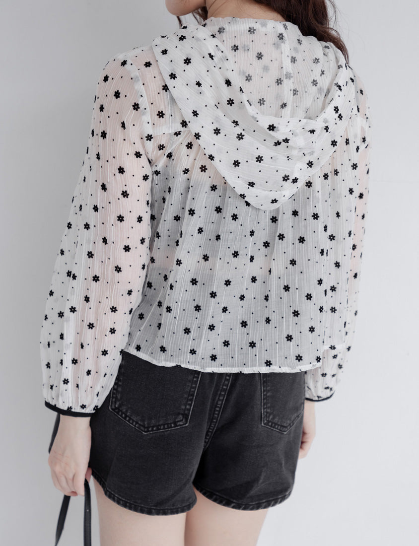 Cute Crinkled Floral Button Plus Size Hooded Jacket