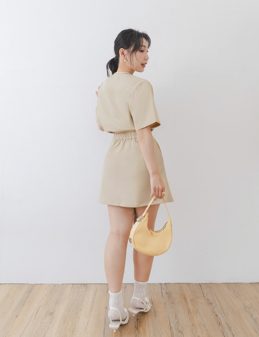 MISS. Korean Contrast Stitch Twill Back-Elastic Plus Size Mini Skirt