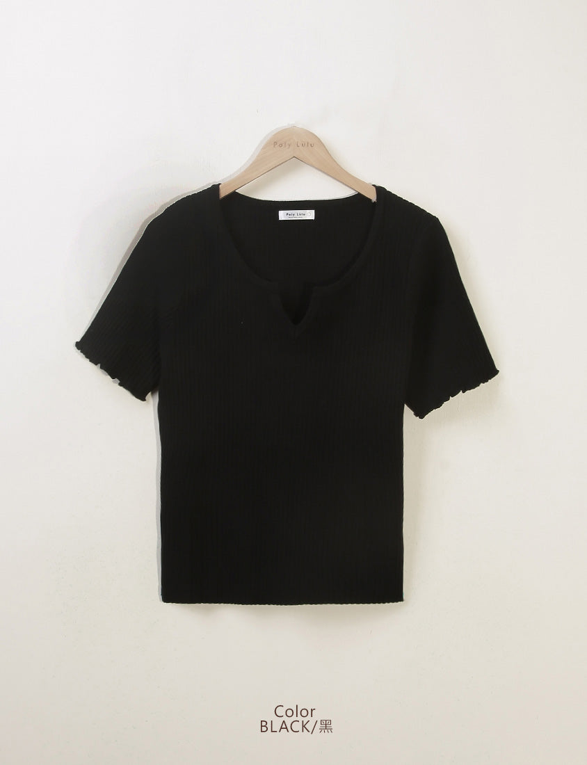MISS. Essential Wavy Edge Plus Size Knit Top