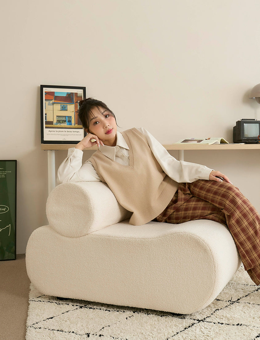 Versatile Multicolor V-Neck Cropped Plus Size Knit Vest