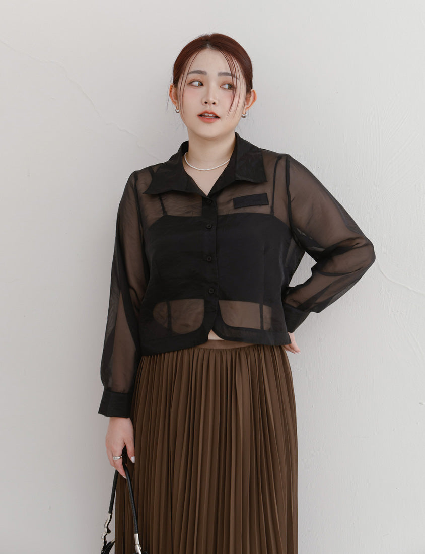 MISS. Faux Pockets Sheer Plus Size Cropped Shirt