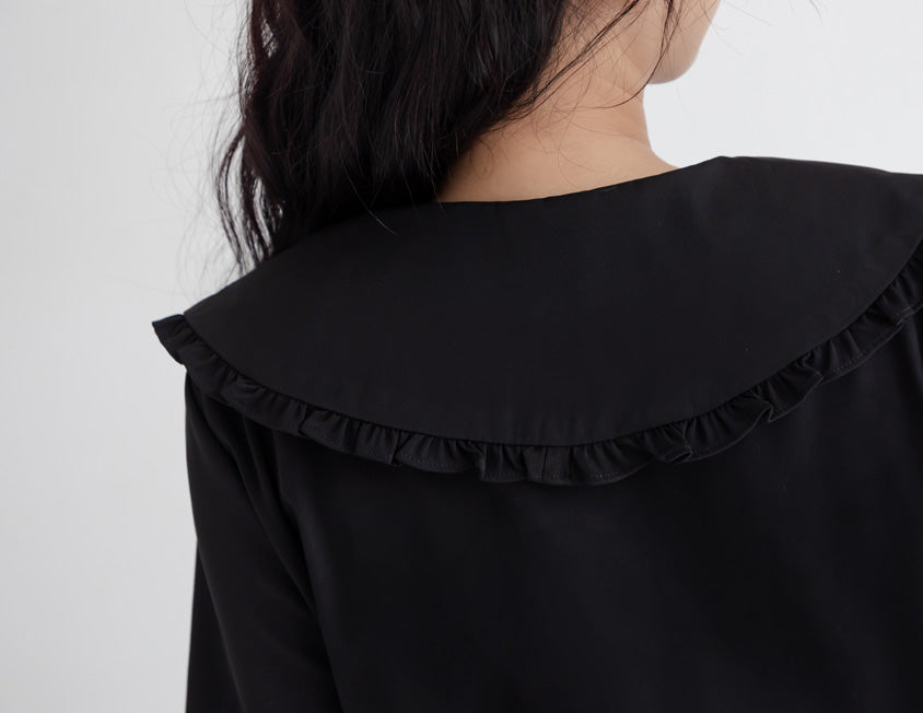 Playful Large Ruffle Collar Plus Size Short Sleeve Top