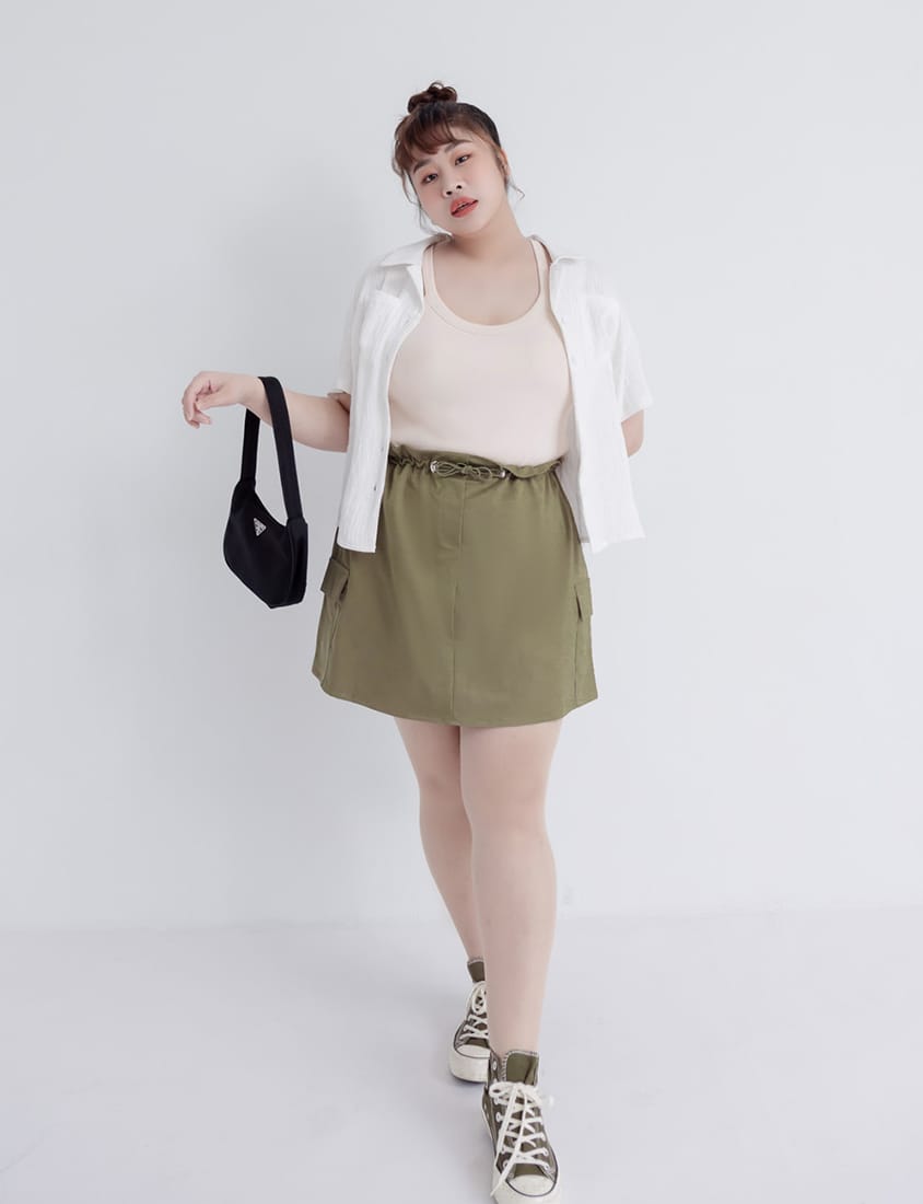 Pobra. Airy Halter Neck Ribbed Sleeveless Plus Size Bra Top