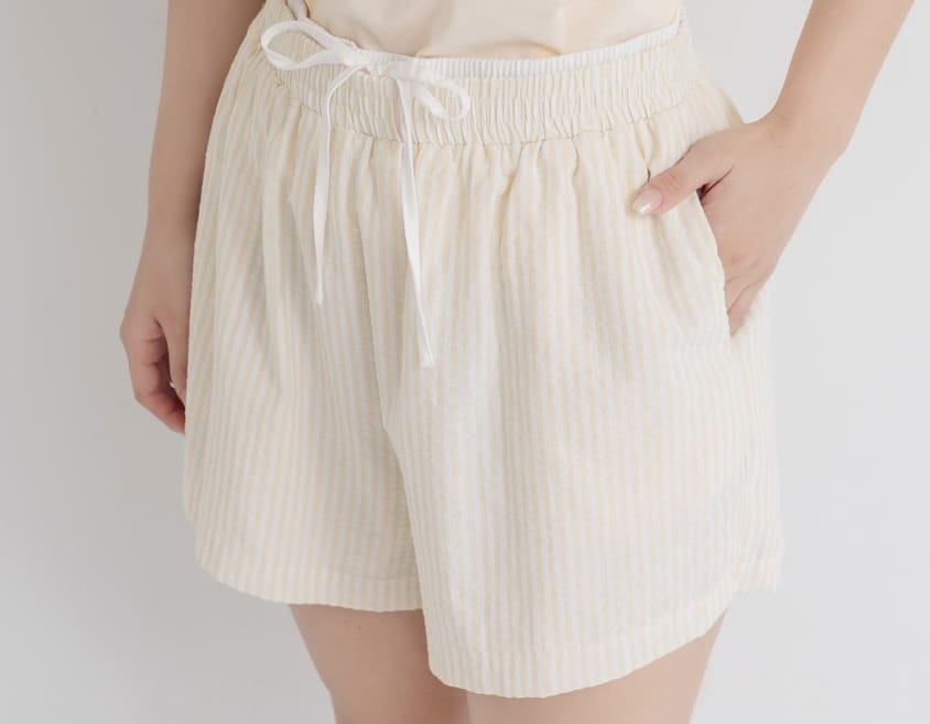 Bubble Stripe Layered-Look Plus Size Shorts