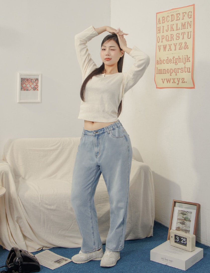 Jacquard Ribbed Button-Front Plus Size Crewneck Top