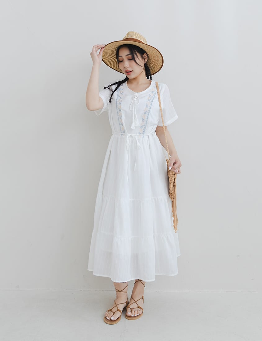 Boho Jacquard Embroidered Plus-Size Maxi Dress (with Waist Tie)