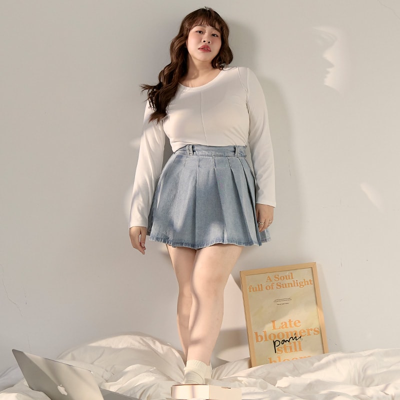 Playful Pleated Denim Mini Skirt (with Button)