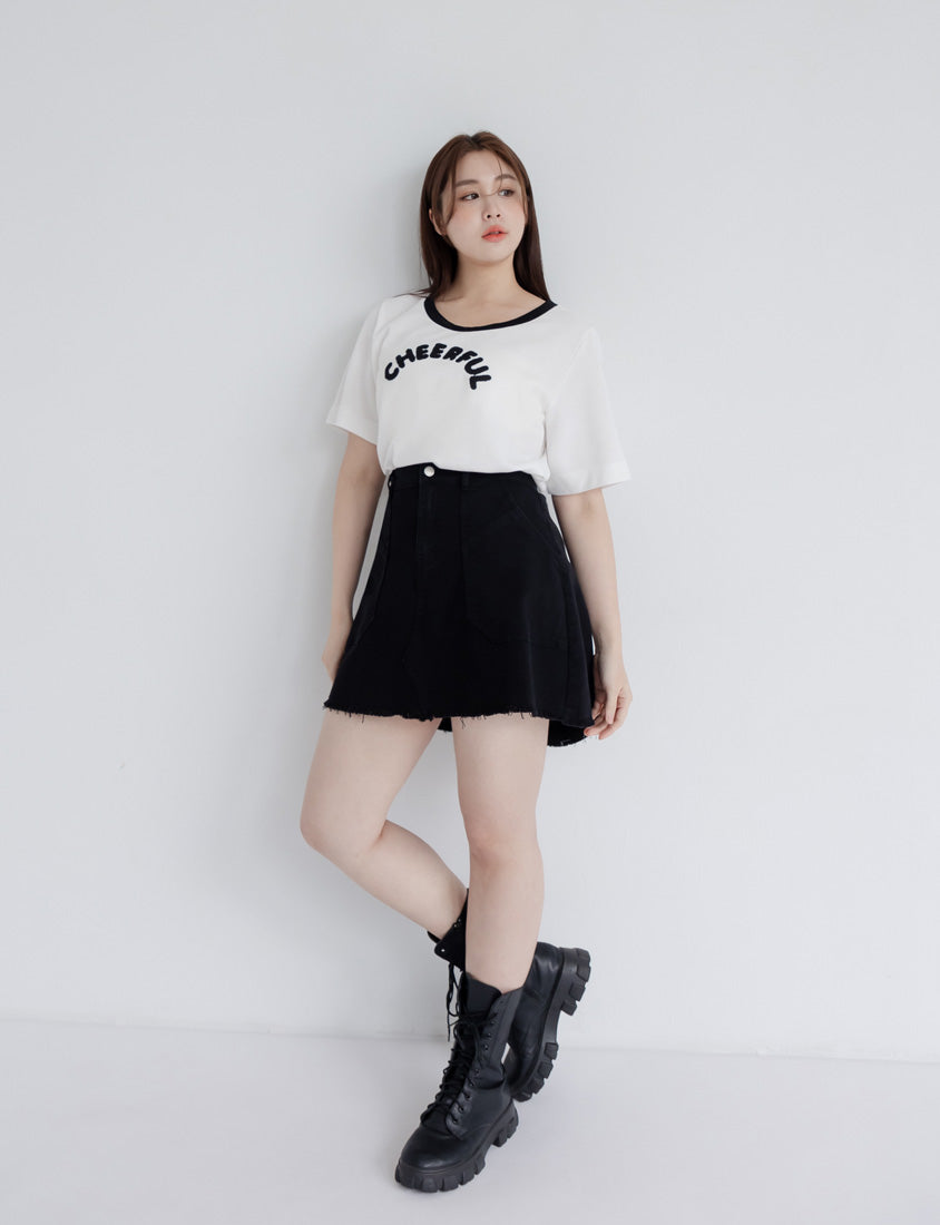 Pocket Twill Cotton Frayed Hem Plus Size Mini Skirt (With Inner Shorts)