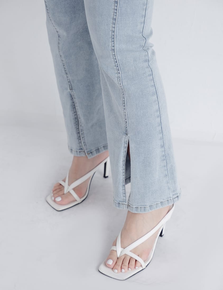 MUA! Snatched Waist Slim Fit Front Slit Plus Size Flare Jeans