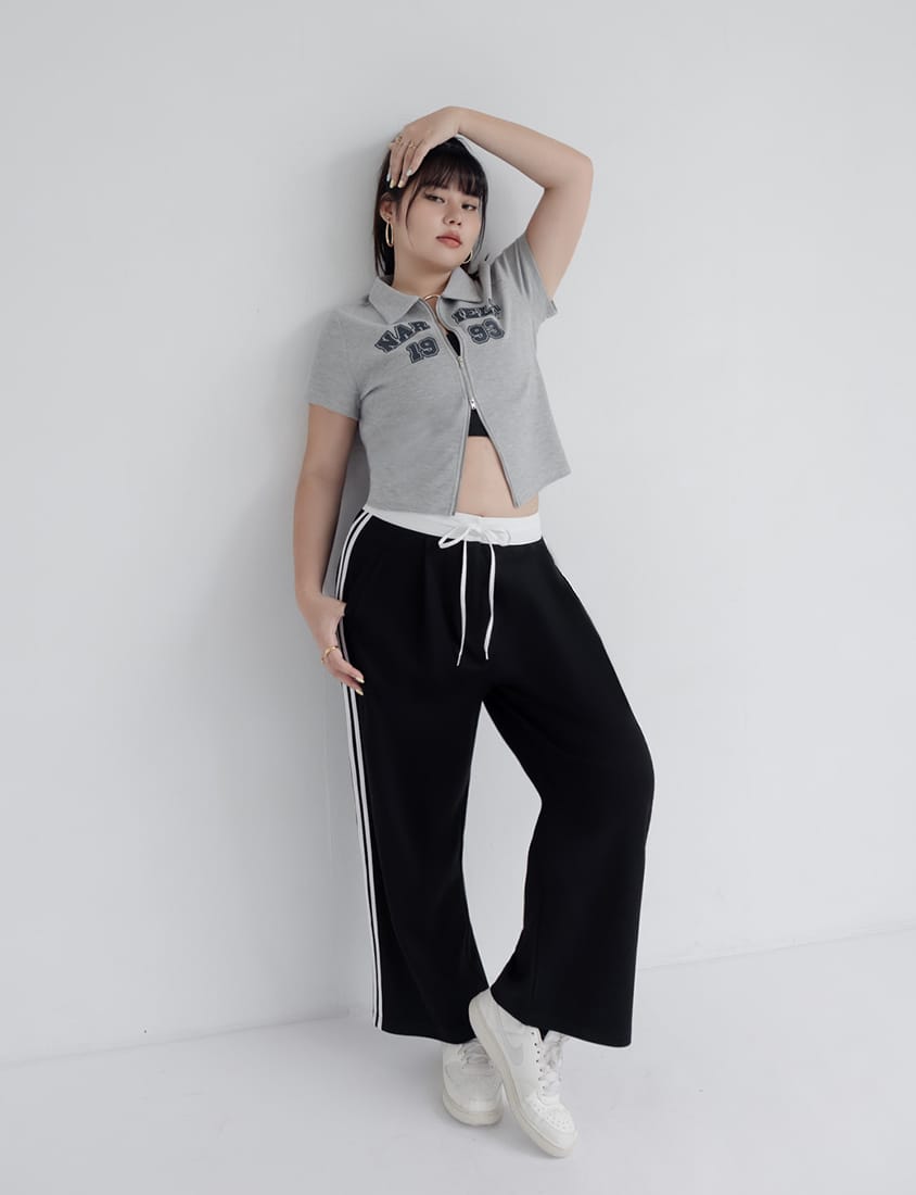 MUA! Double Zip Waffle Knit Plus Size Graphic Tee