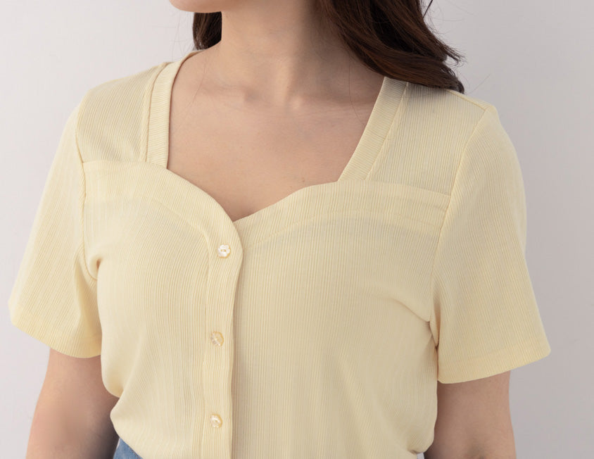 Multicolor Heart Collar Floral Button Plus Size Ribbed Top
