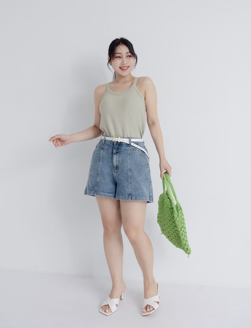 Pobra. Airy Halter Neck Ribbed Sleeveless Plus Size Bra Top