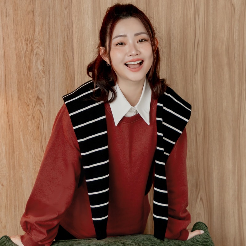 Versatile Multi-Color Knit Shawl