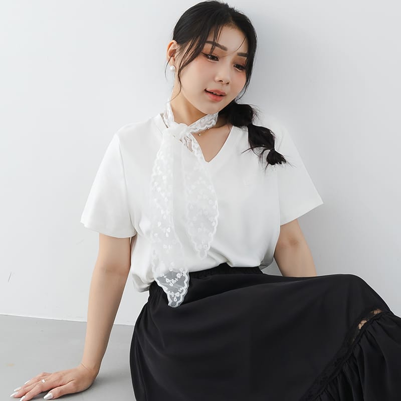 MISS. Cooling V-Neck Lace Plus Size Embroidered Tee (with Scarf)
