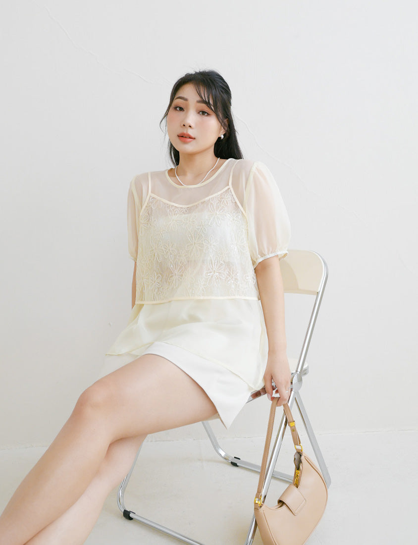 MISS. Sheer Textured Round Neck Puff-Sleeve Plus Size Blouse