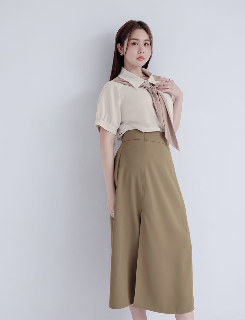 MISS. Faux Two-Piece Color-Block Bow Puff Sleeve Plus Size Blouse