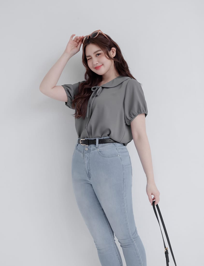 Sweet Front-Tie Oversized Plus Size Collar Blouse